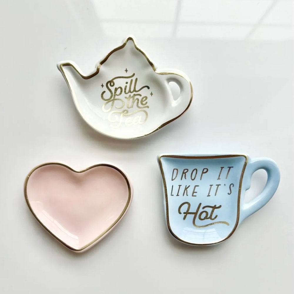 Target Bullseye Playground Set of 3 Tea Bag and Spoon Rest Ceramic Dishes